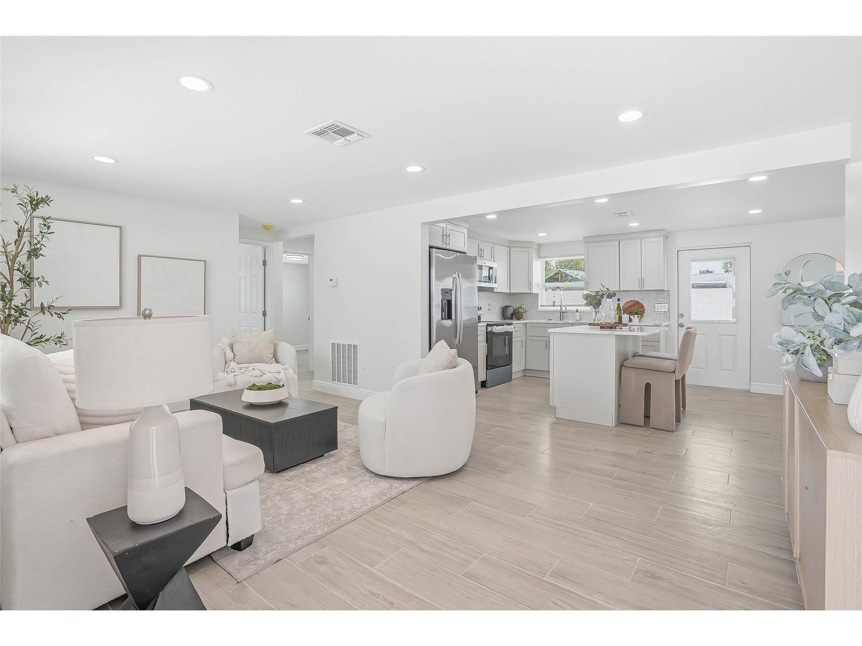 1018 Landau Street Holiday FL 34690 TB8508877 image2