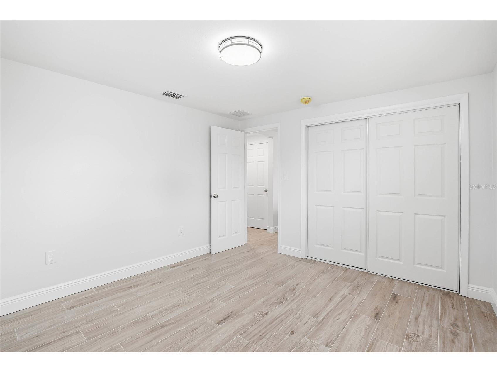 1018 Landau Street Holiday FL 34690 TB8508877 image20