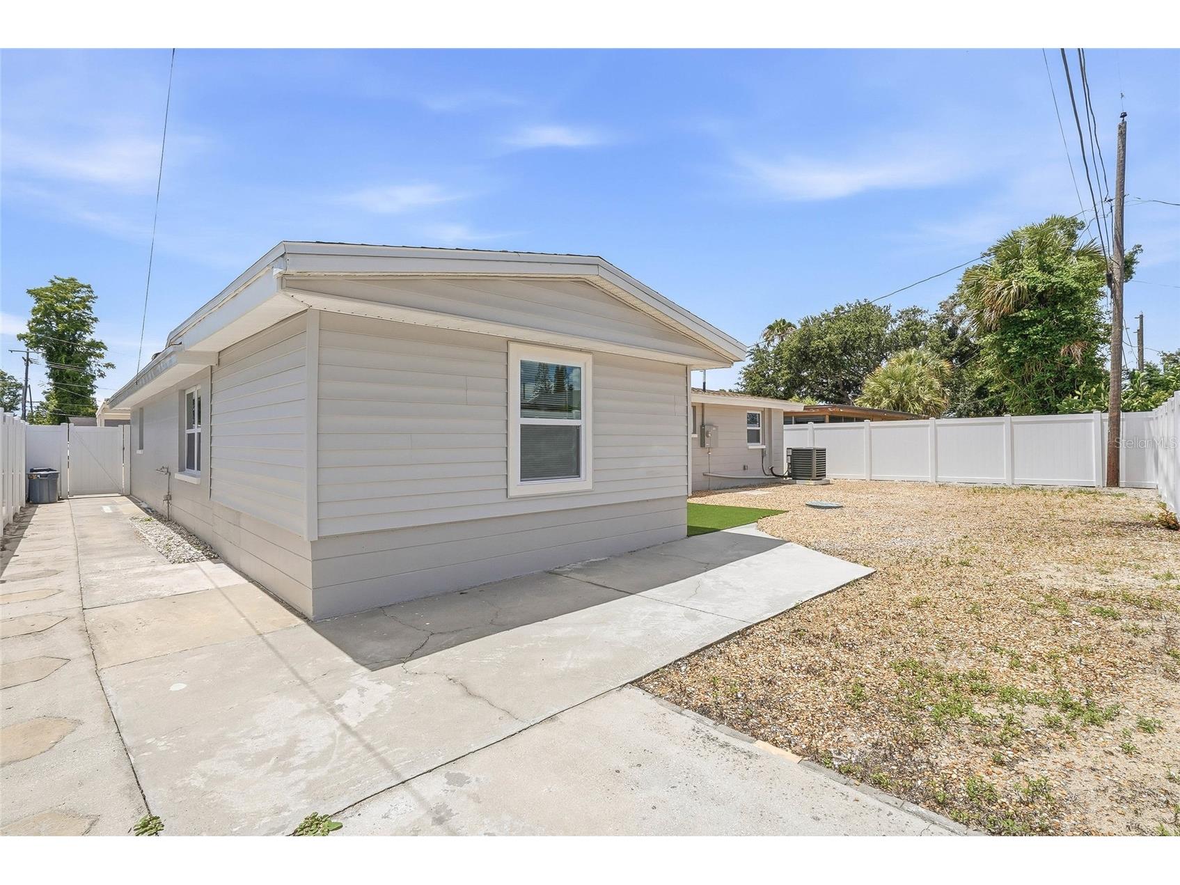 1018 Landau Street Holiday FL 34690 TB8508877 image30