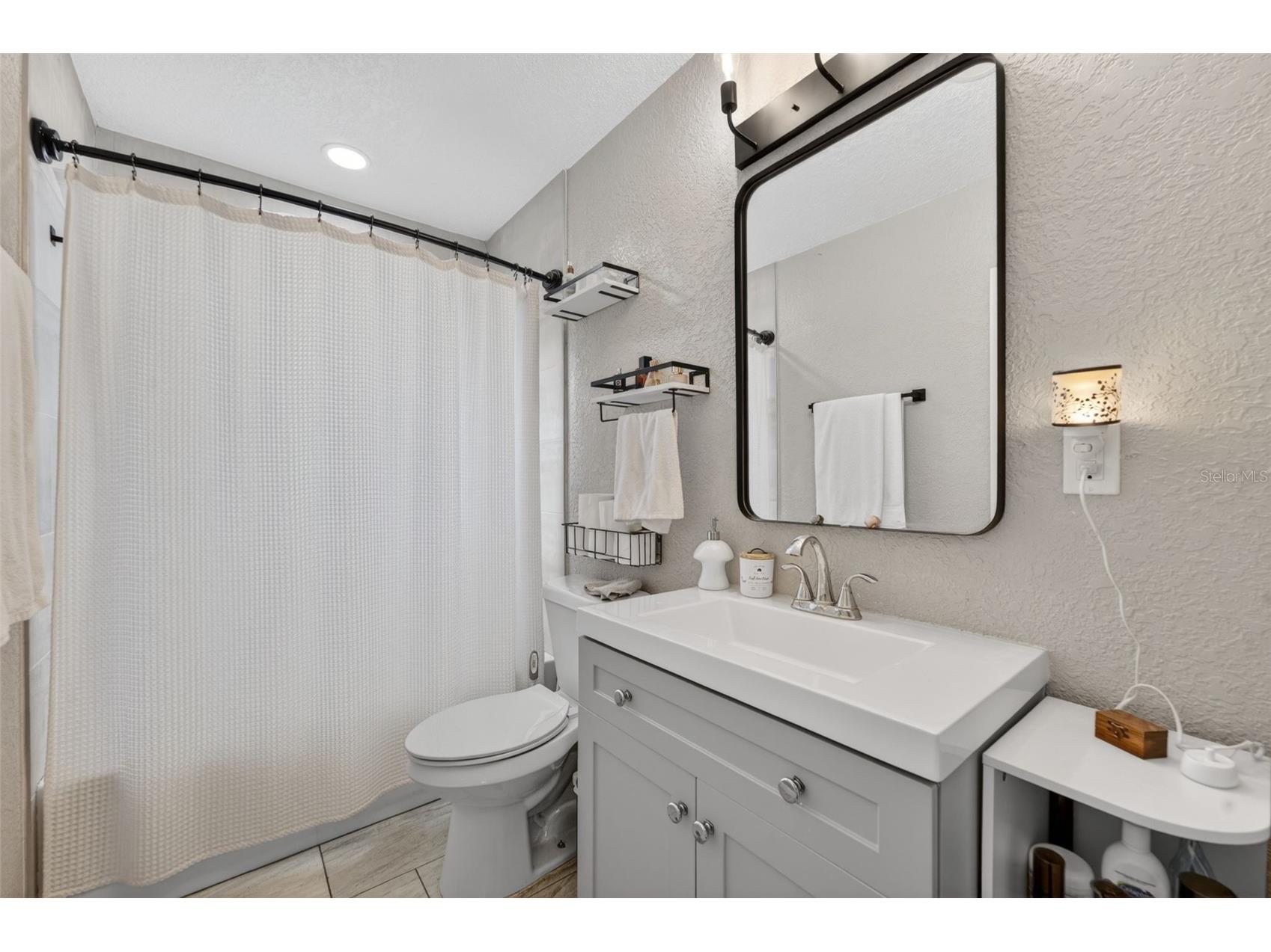 1018 Mack Avenue Orlando FL 32805 O6413495 image17