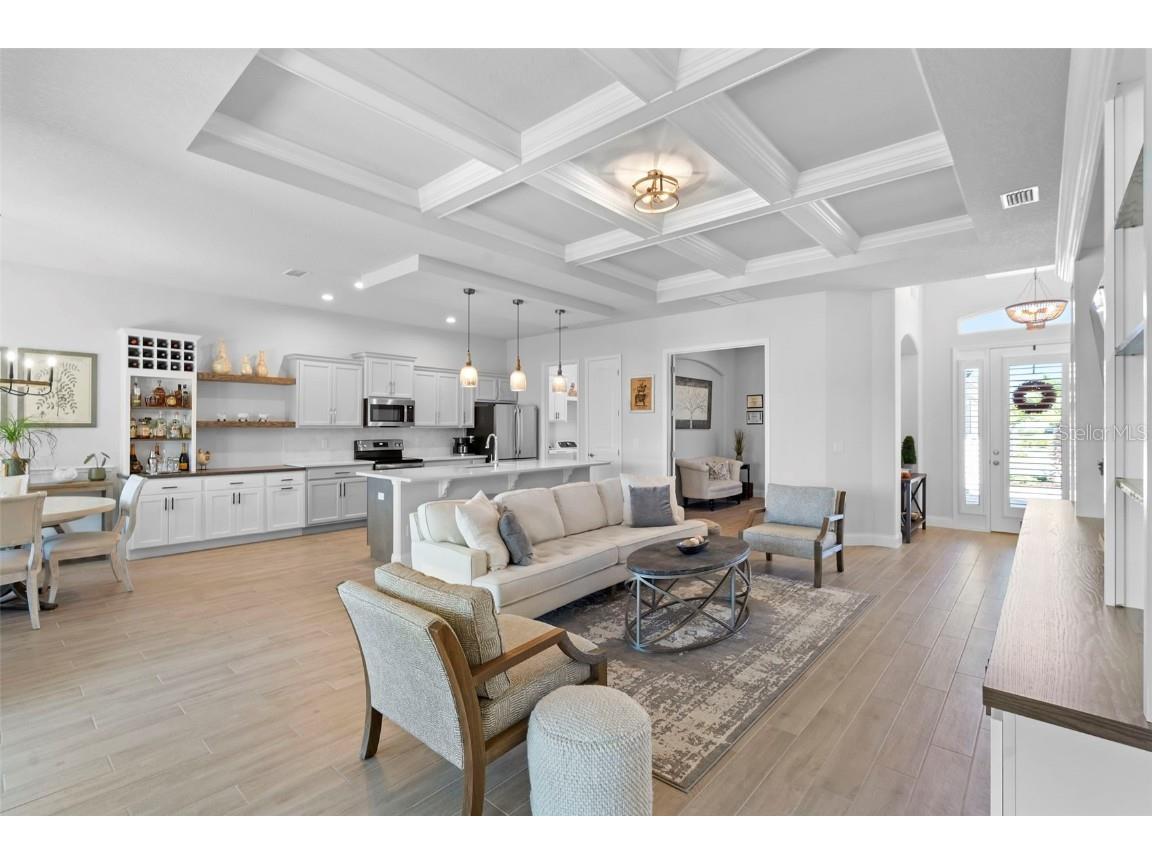 1018 Megano Boulevard Deland FL 32724 V4945914 image12