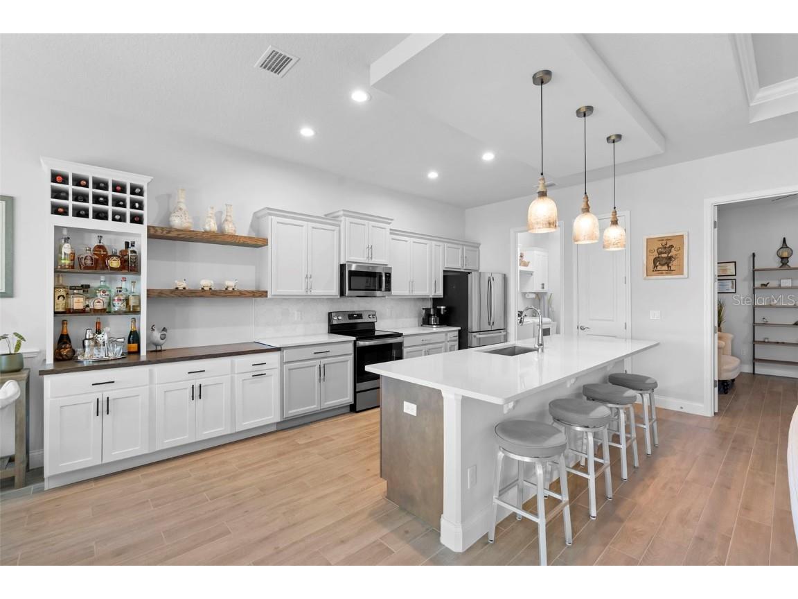 1018 Megano Boulevard Deland FL 32724 V4945914 image14