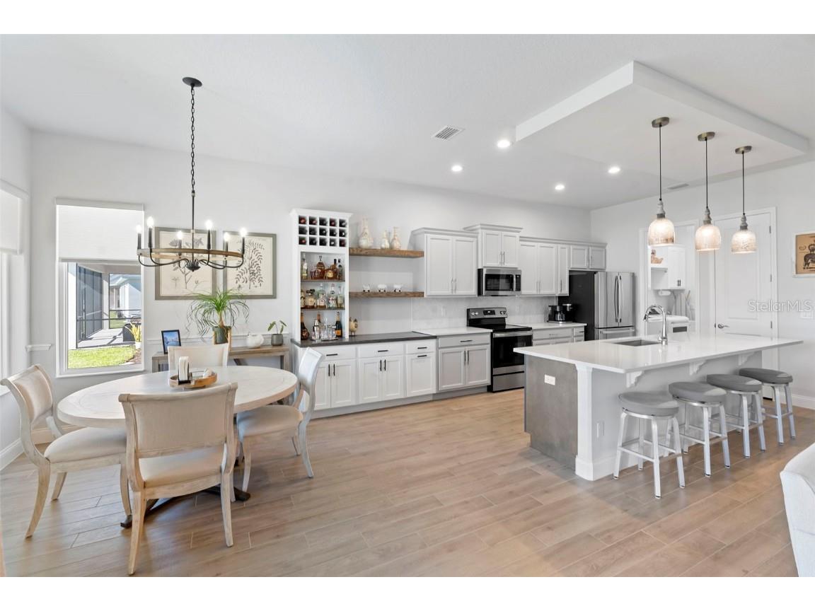 1018 Megano Boulevard Deland FL 32724 V4945914 image3