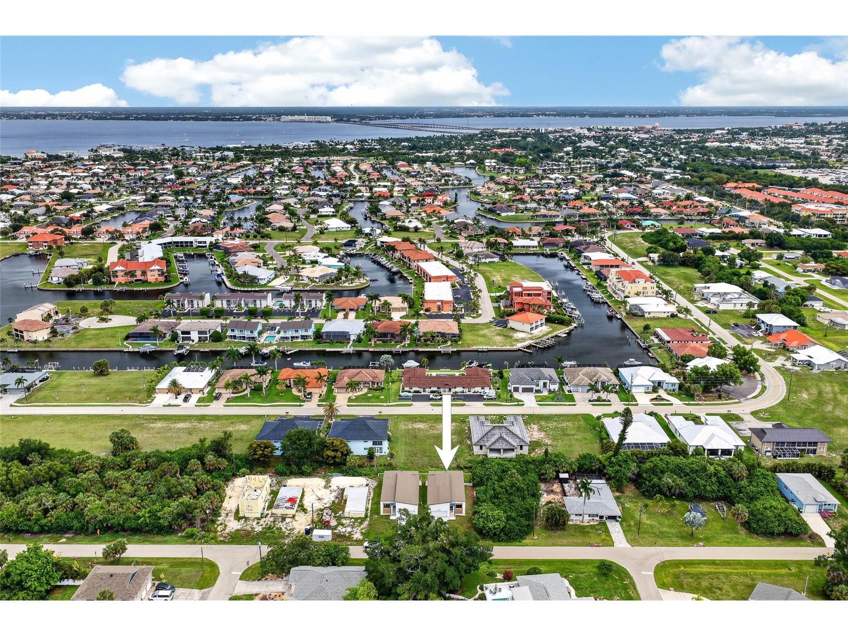 1018 S Marlin Drive Punta Gorda FL 33950 C7526801 image2