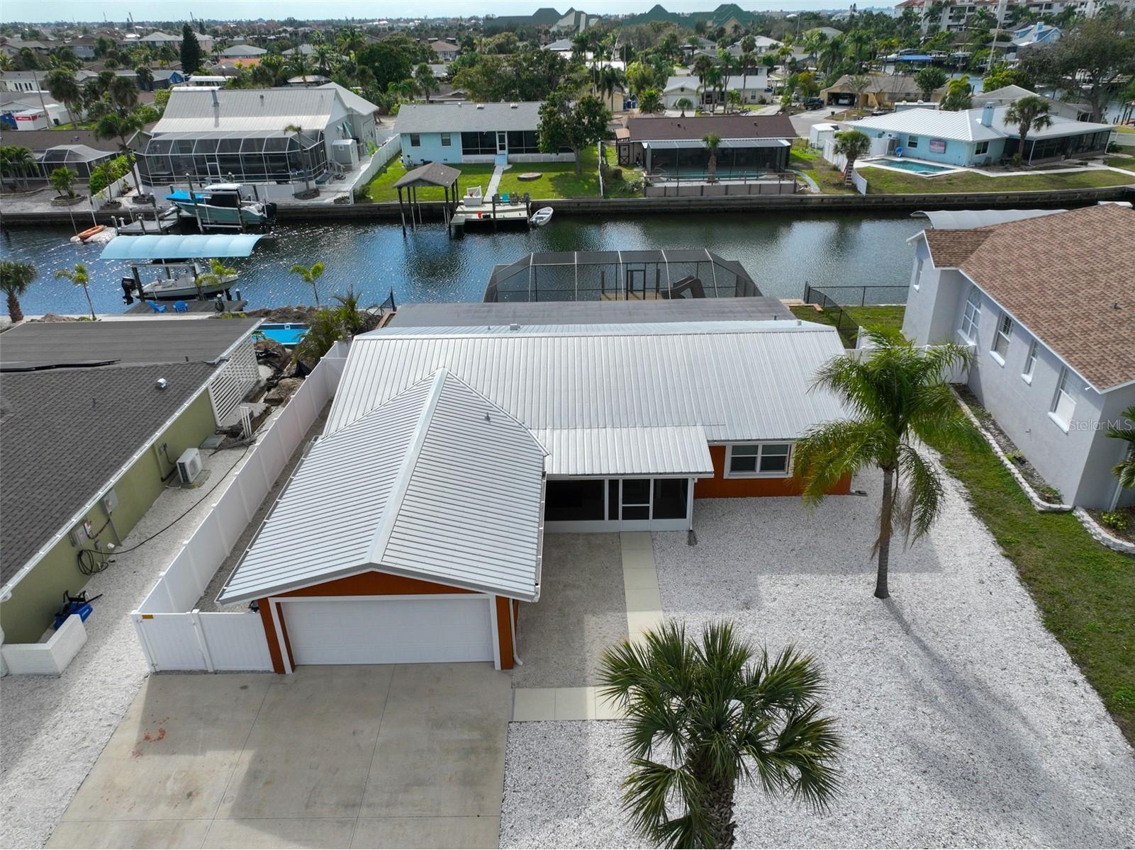 1018 Silver Palm Way Apollo Beach FL 33572 TB8462406 image1