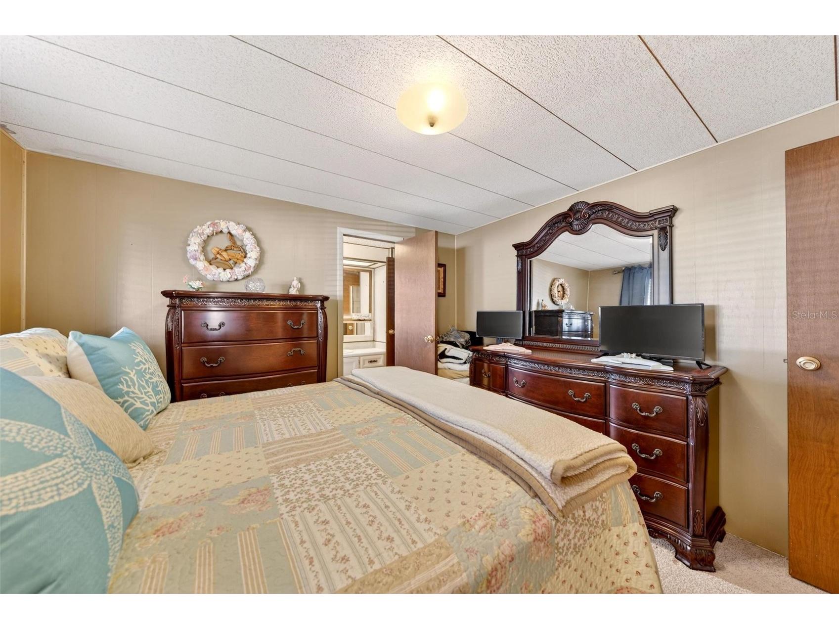 1018 Southland Drive Tavares FL 32778 - HARRIS CHAIN OF LAKES G5107639 image30