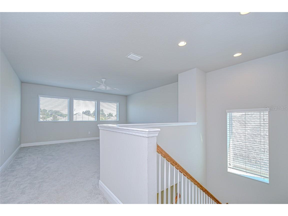 1018 Tracey Ann Loop Seffner FL 33584 TB8440569 image17