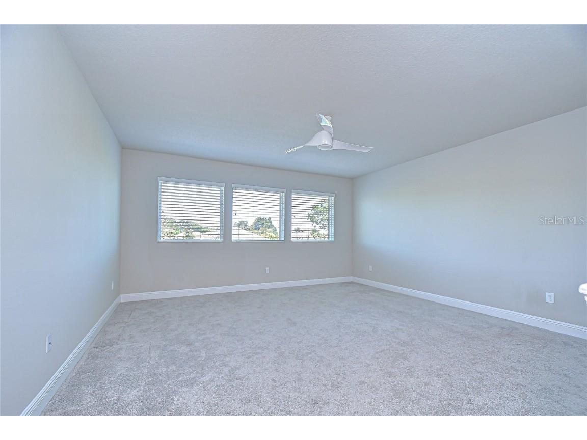 1018 Tracey Ann Loop Seffner FL 33584 TB8440569 image18