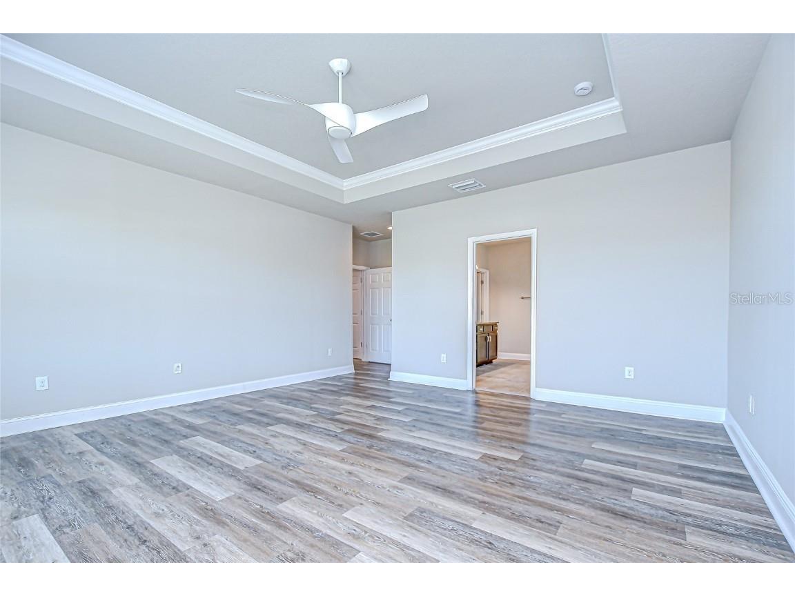 1018 Tracey Ann Loop Seffner FL 33584 TB8440569 image21