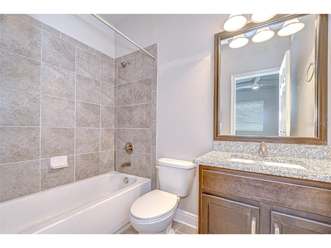 1018 Tracey Ann Loop Seffner FL 33584 TB8440569 image26