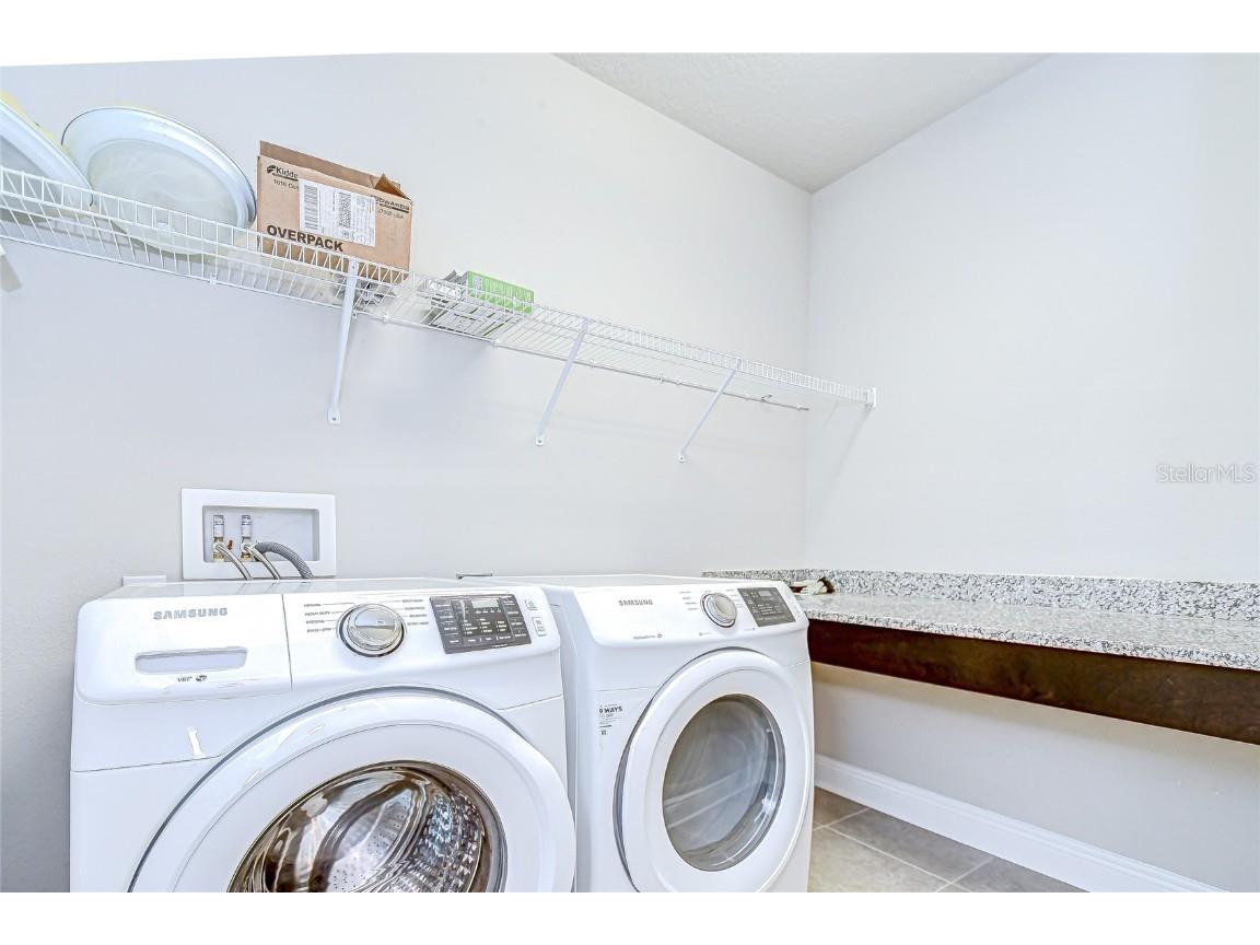 1018 Tracey Ann Loop Seffner FL 33584 TB8440569 image30