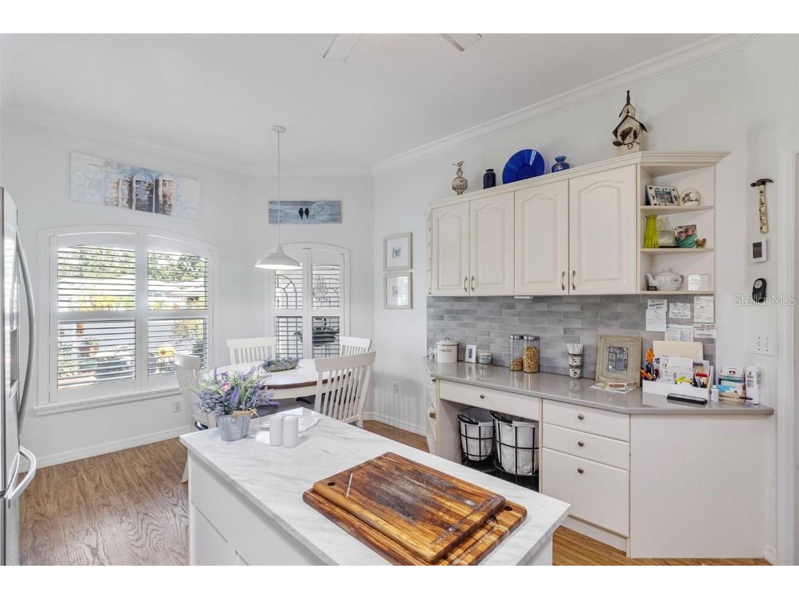 1018 Whitegate Court Sarasota FL 34232 D6143997 image17