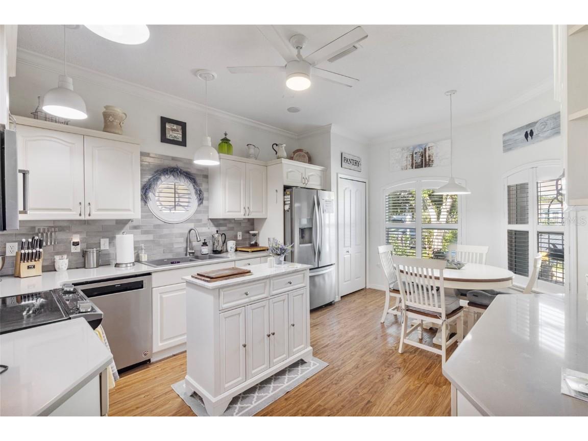 1018 Whitegate Court Sarasota FL 34232 D6143997 image18