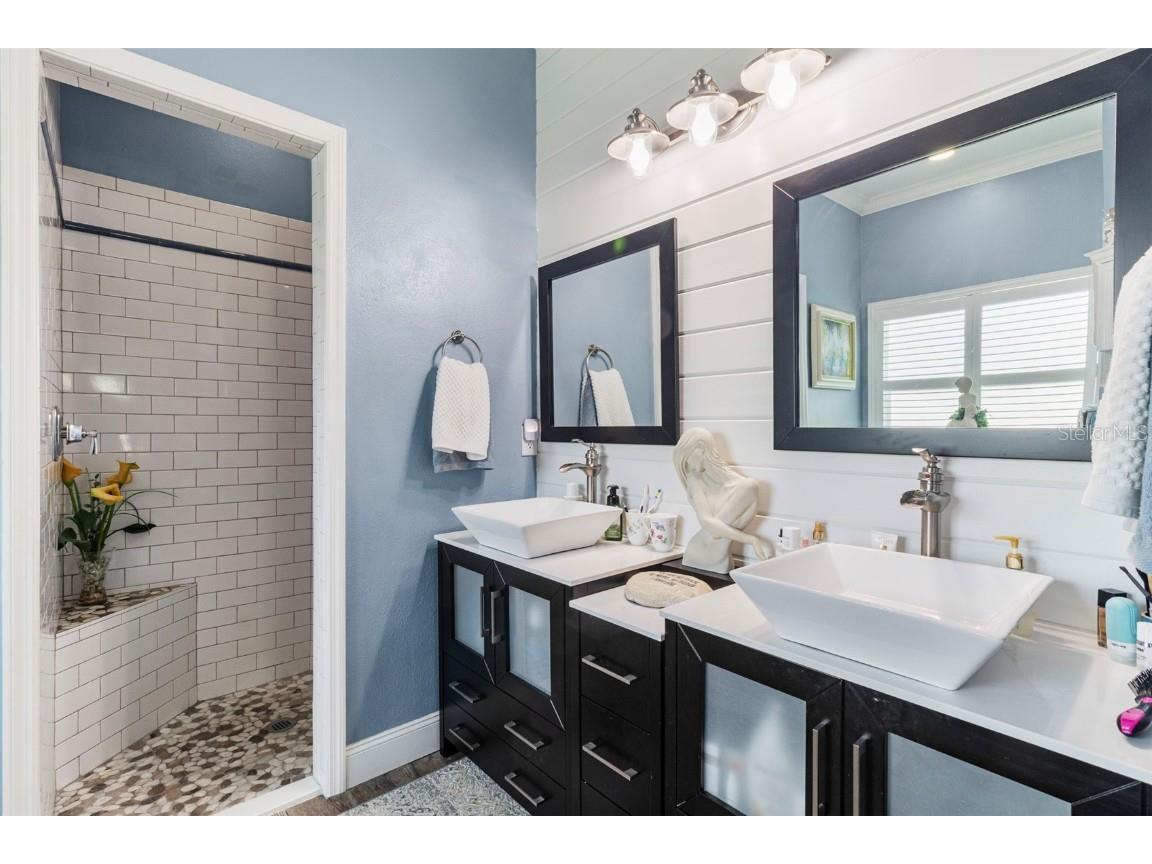 1018 Whitegate Court Sarasota FL 34232 D6143997 image24