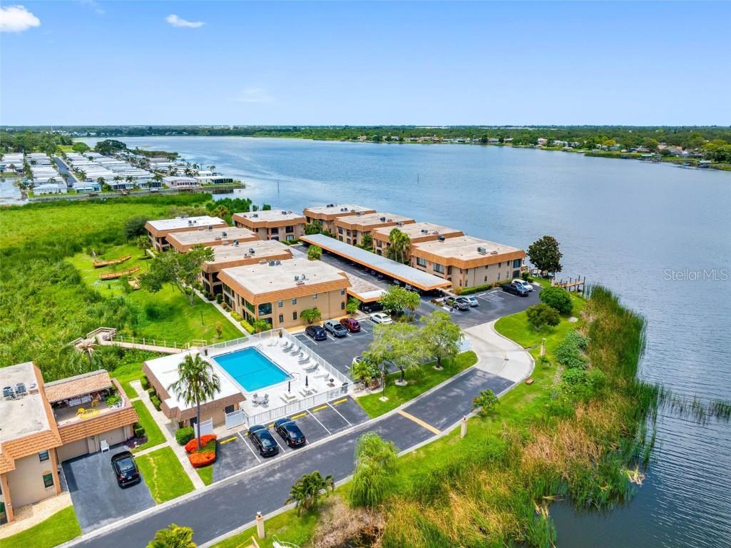 10182 Seminole Island Dr Largo FL 33773 TB8401432 image1