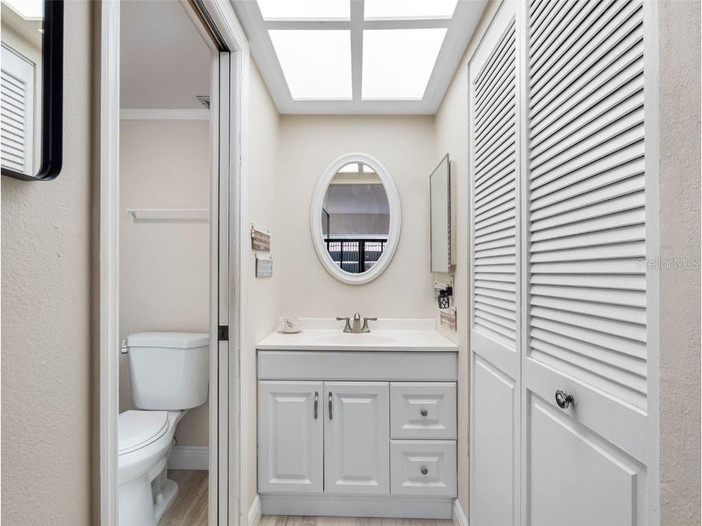 10182 Seminole Island Dr Largo FL 33773 TB8401432 image17