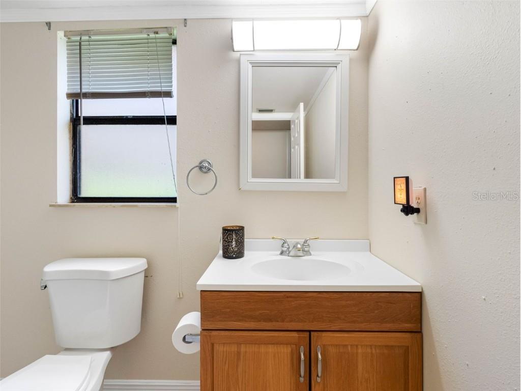 10182 Seminole Island Dr Largo FL 33773 TB8401432 image19