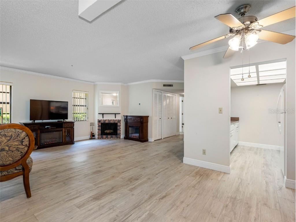 10182 Seminole Island Dr Largo FL 33773 TB8401432 image21