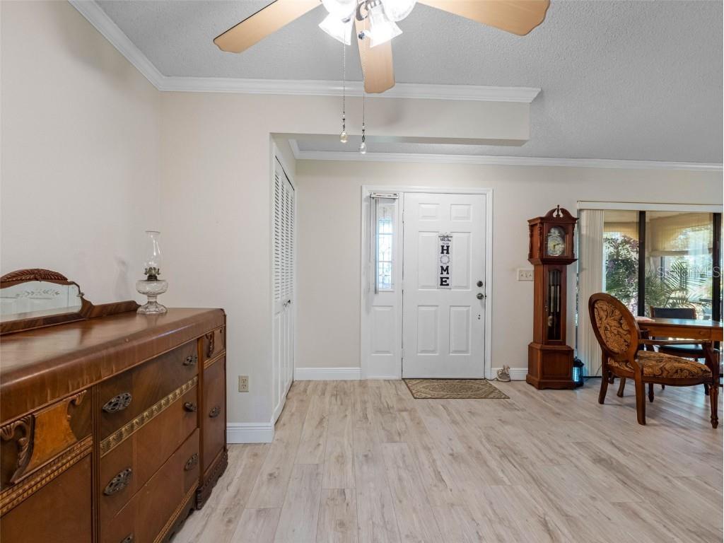 10182 Seminole Island Dr Largo FL 33773 TB8401432 image22