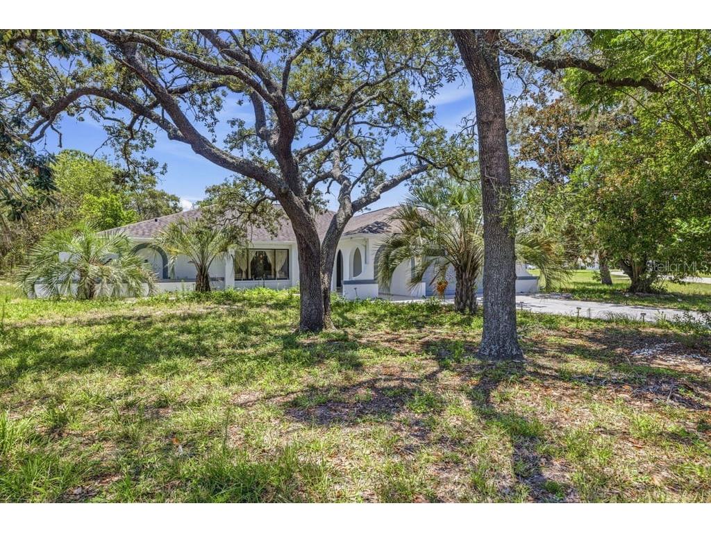 10186 Sleepy Willow Court Spring Hill FL 34608 TB8517714 image3