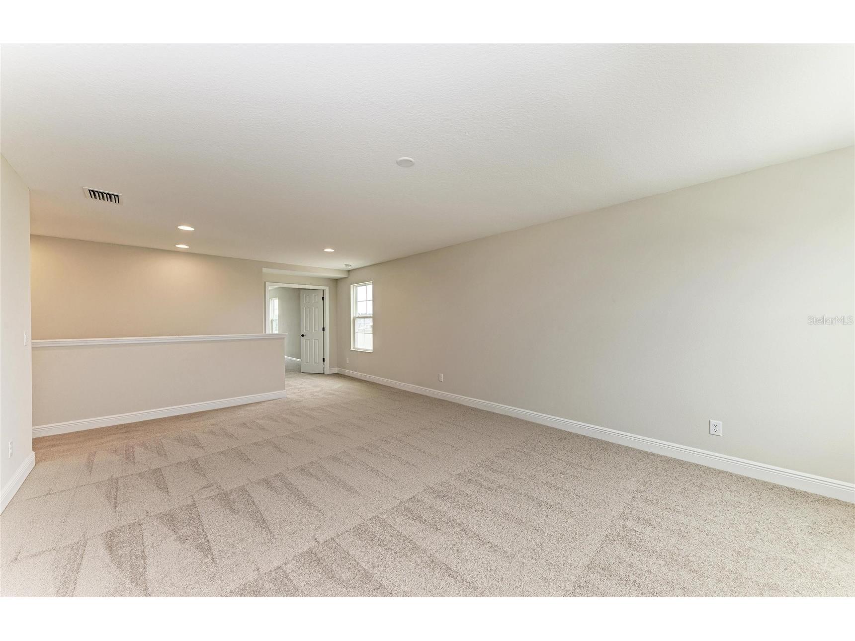 10186 Surrey Rose Drive San Antonio FL 33576 TB8456830 image33