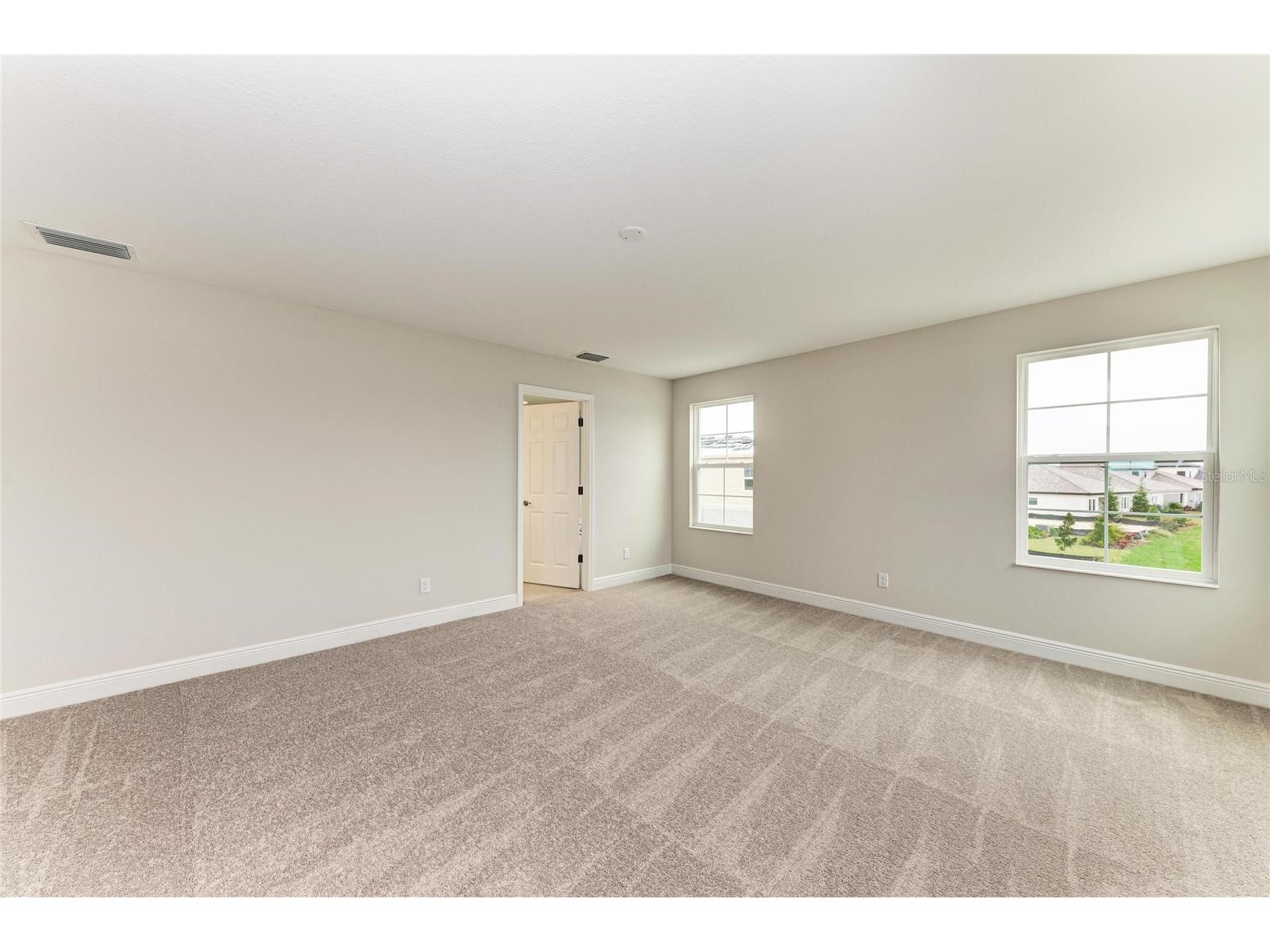10186 Surrey Rose Drive San Antonio FL 33576 TB8456830 image5