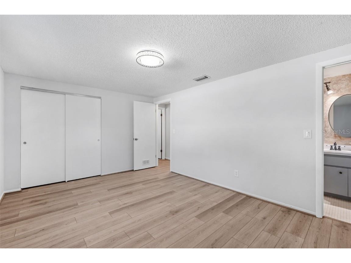 10187 122nd Avenue Largo FL 33773 TB8442007 image21