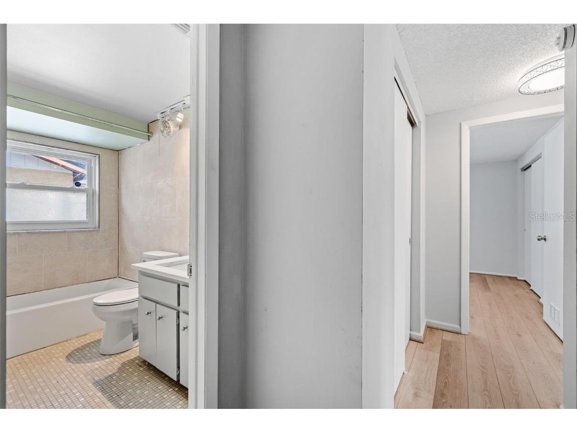 10187 122nd Avenue Largo FL 33773 TB8442007 image30