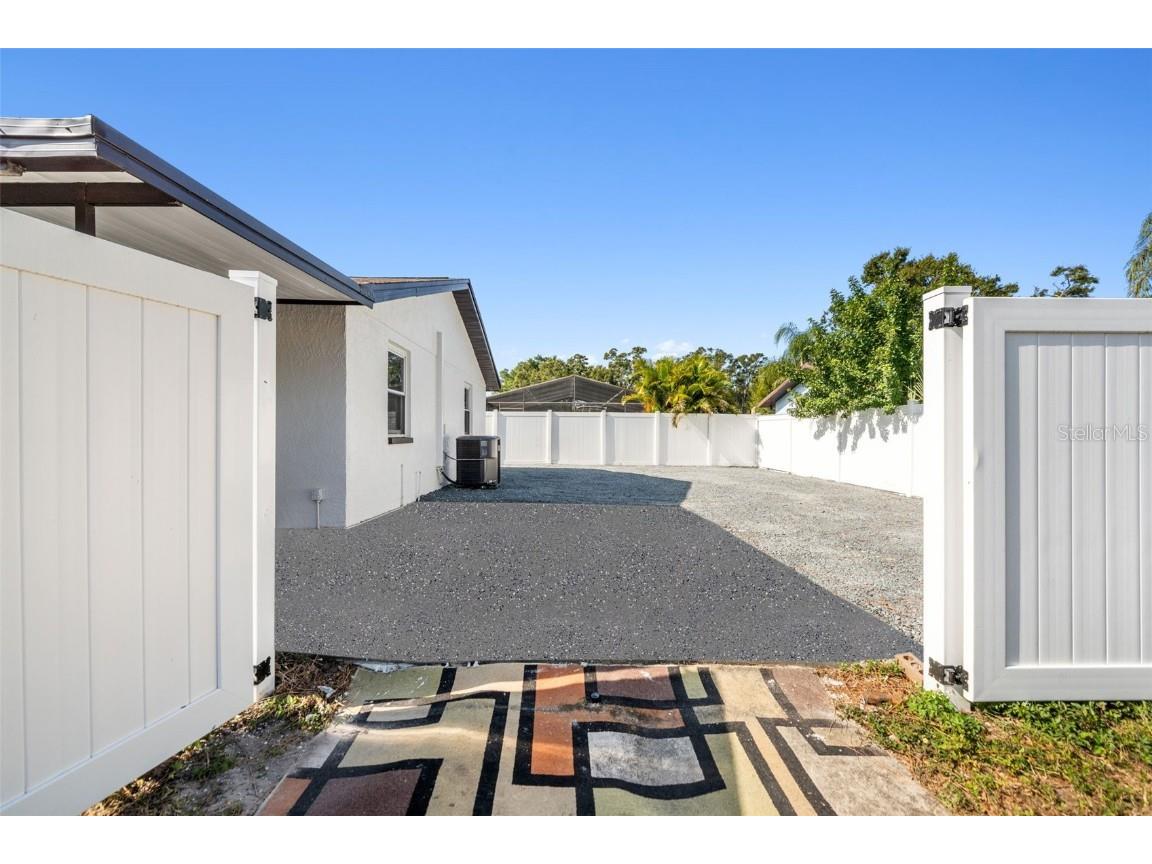 10187 122nd Avenue Largo FL 33773 TB8442007 image43