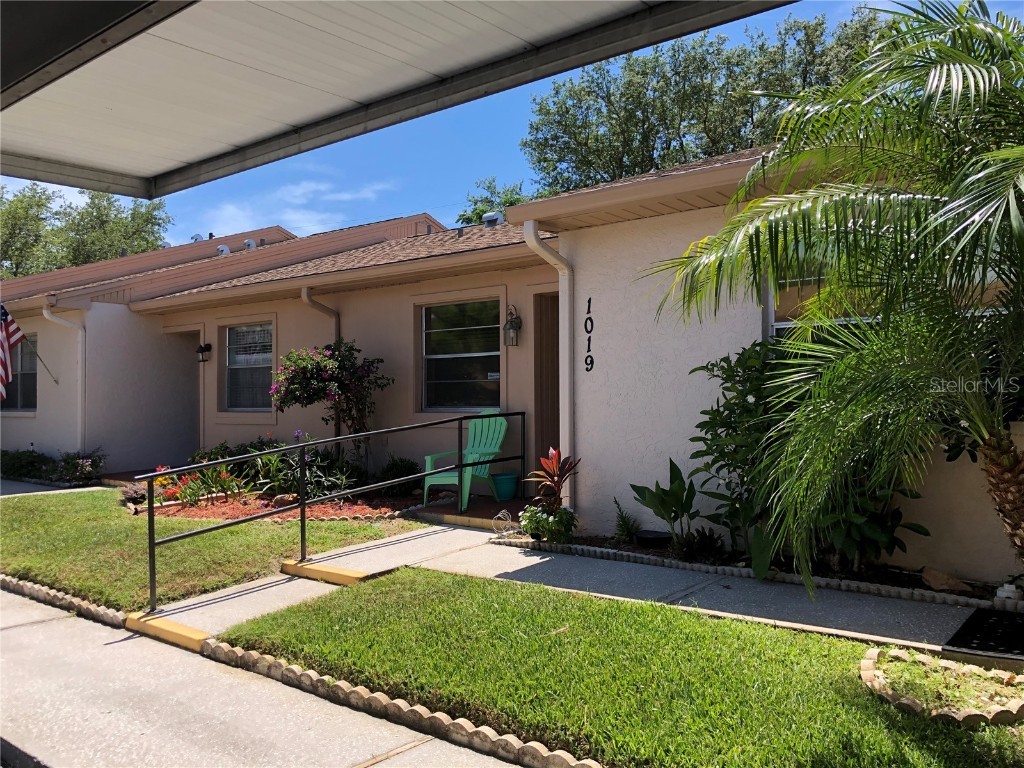 1019 Bowsprit Lane #1605 Holiday FL 34691 W7838921 image1