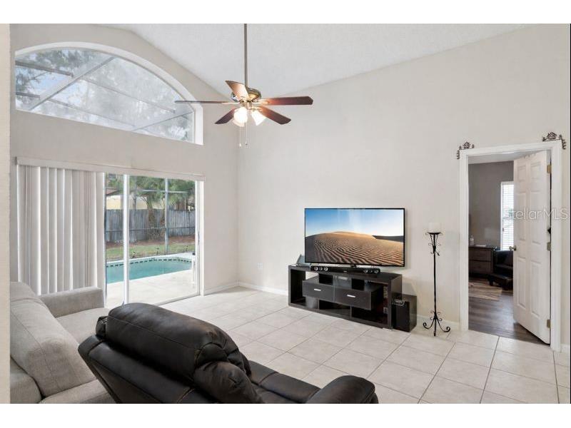 1019 Lake Berkley Drive Kissimmee FL 34746 O6367556 image10