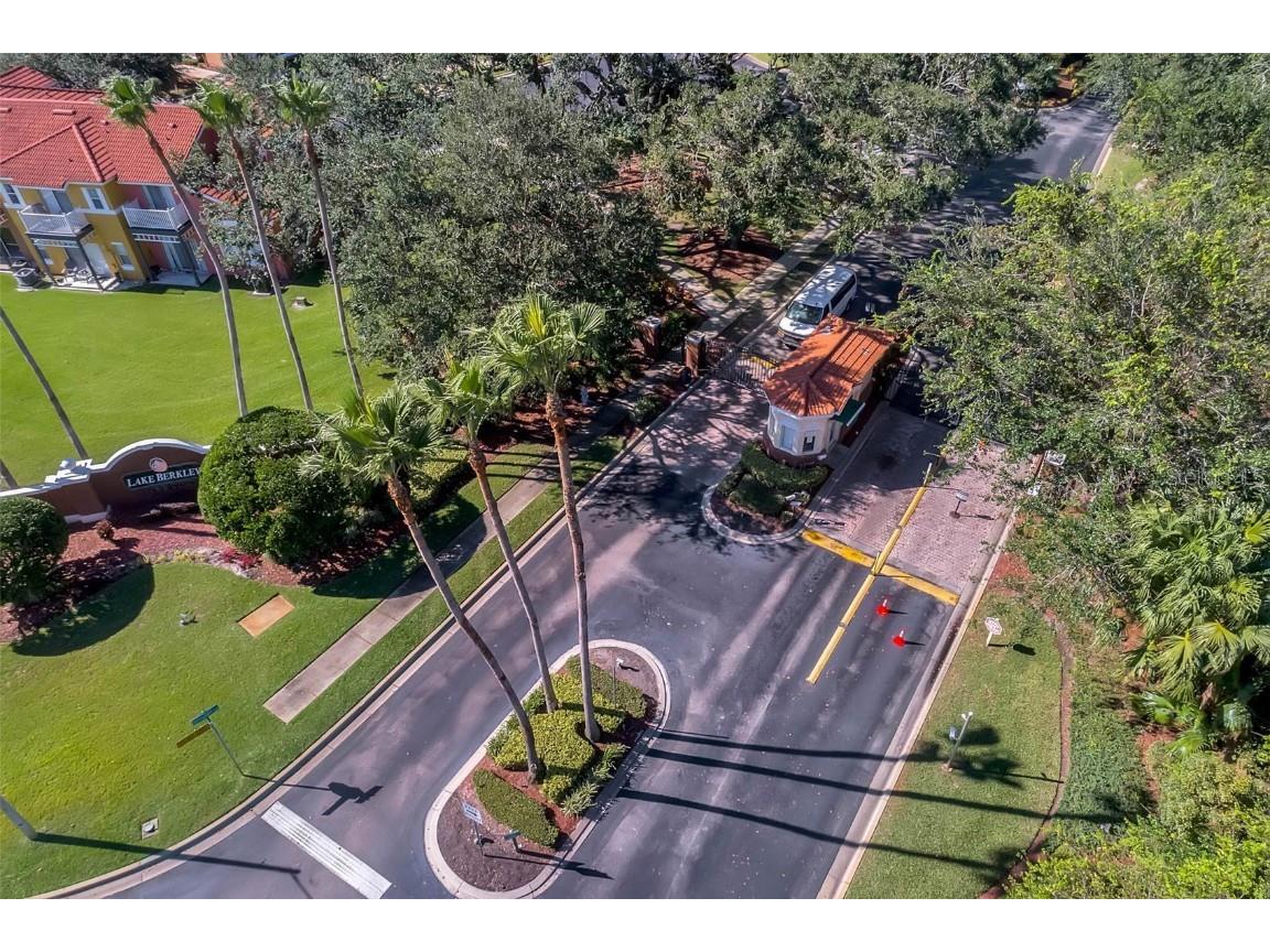 1019 Lake Berkley Drive Kissimmee FL 34746 O6367556 image42