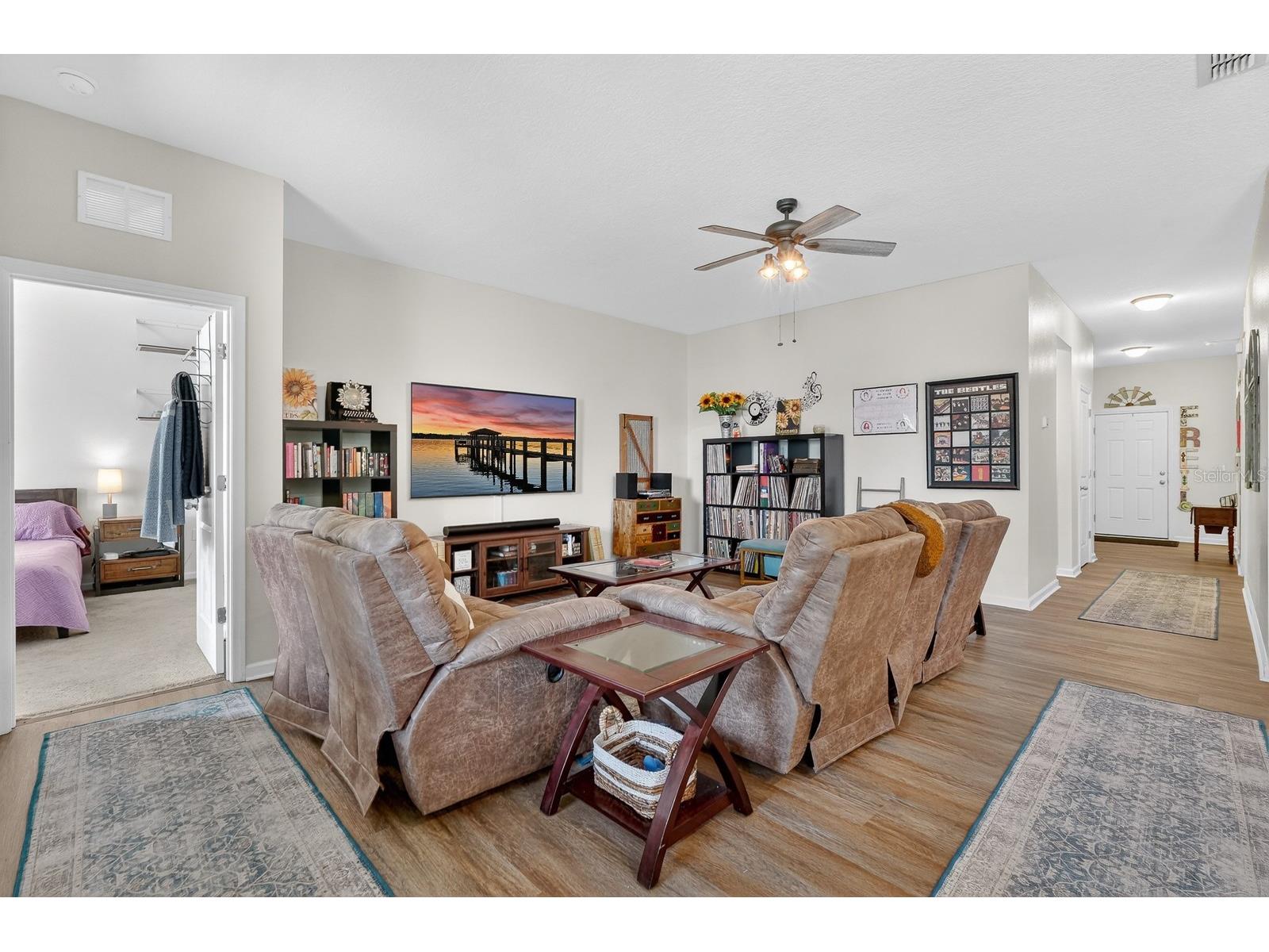1019 Landing Lane Deltona FL 32738 V4948356 image12