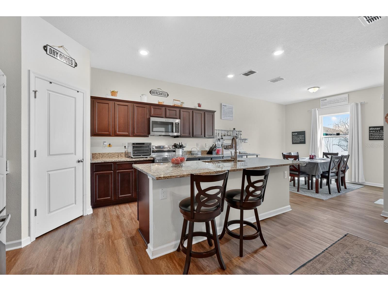 1019 Landing Lane Deltona FL 32738 V4948356 image17