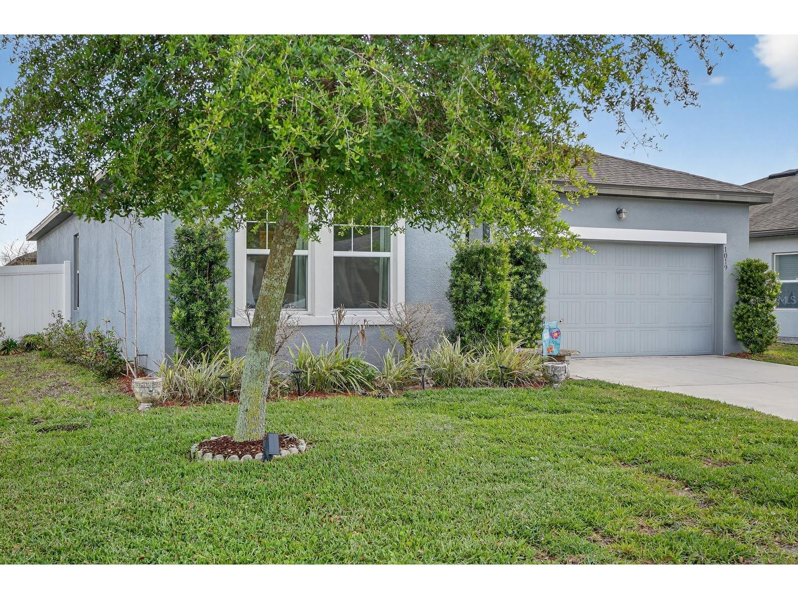 1019 Landing Lane Deltona FL 32738 V4948356 image4