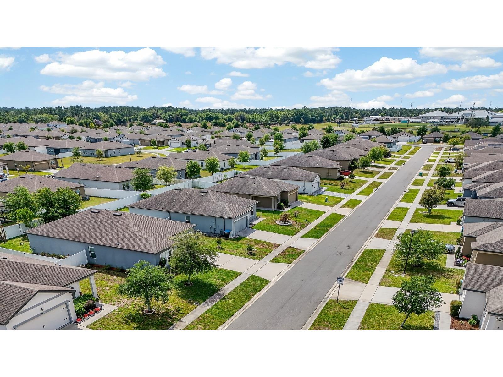 1019 Landing Lane Deltona FL 32738 V4948356 image44