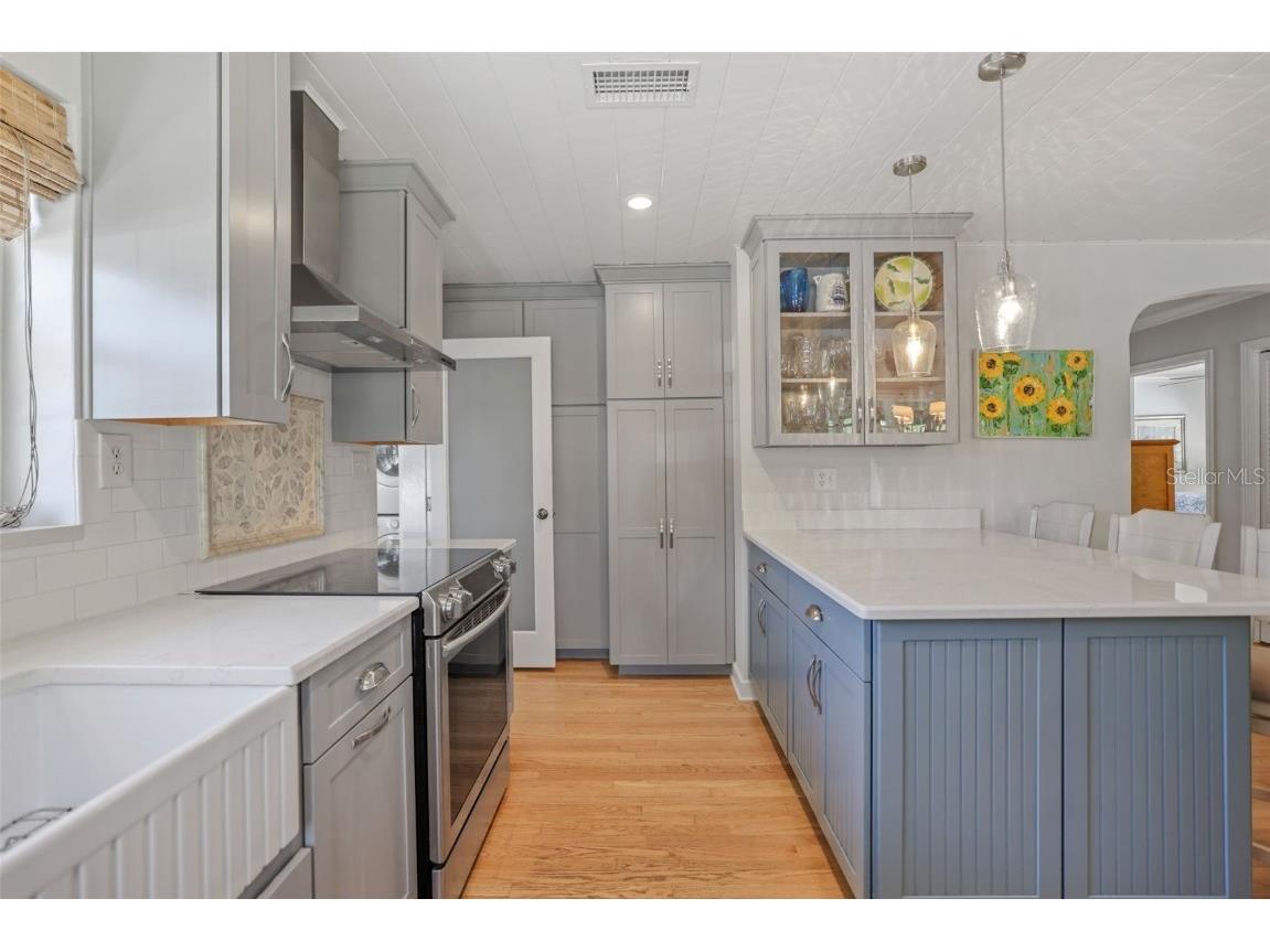 1019 Marine Street Clearwater FL 33755 TB8437959 image12