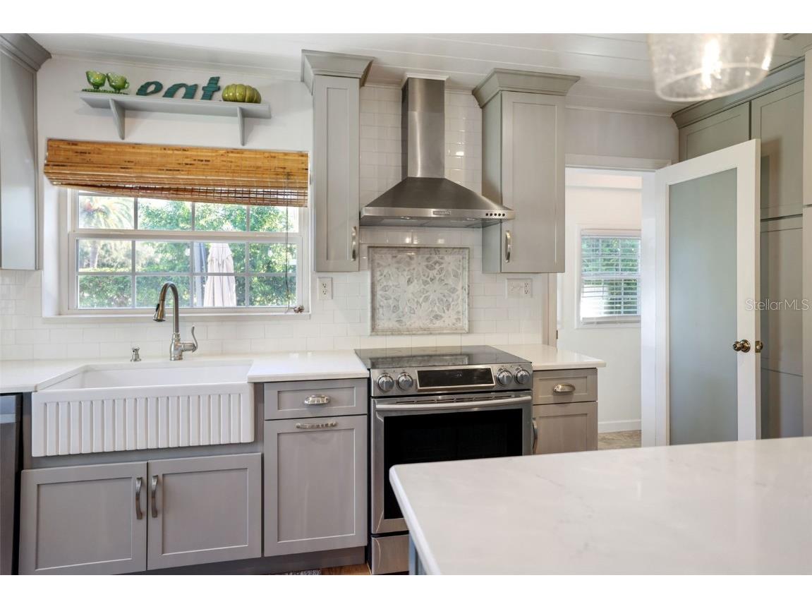 1019 Marine Street Clearwater FL 33755 TB8437959 image7