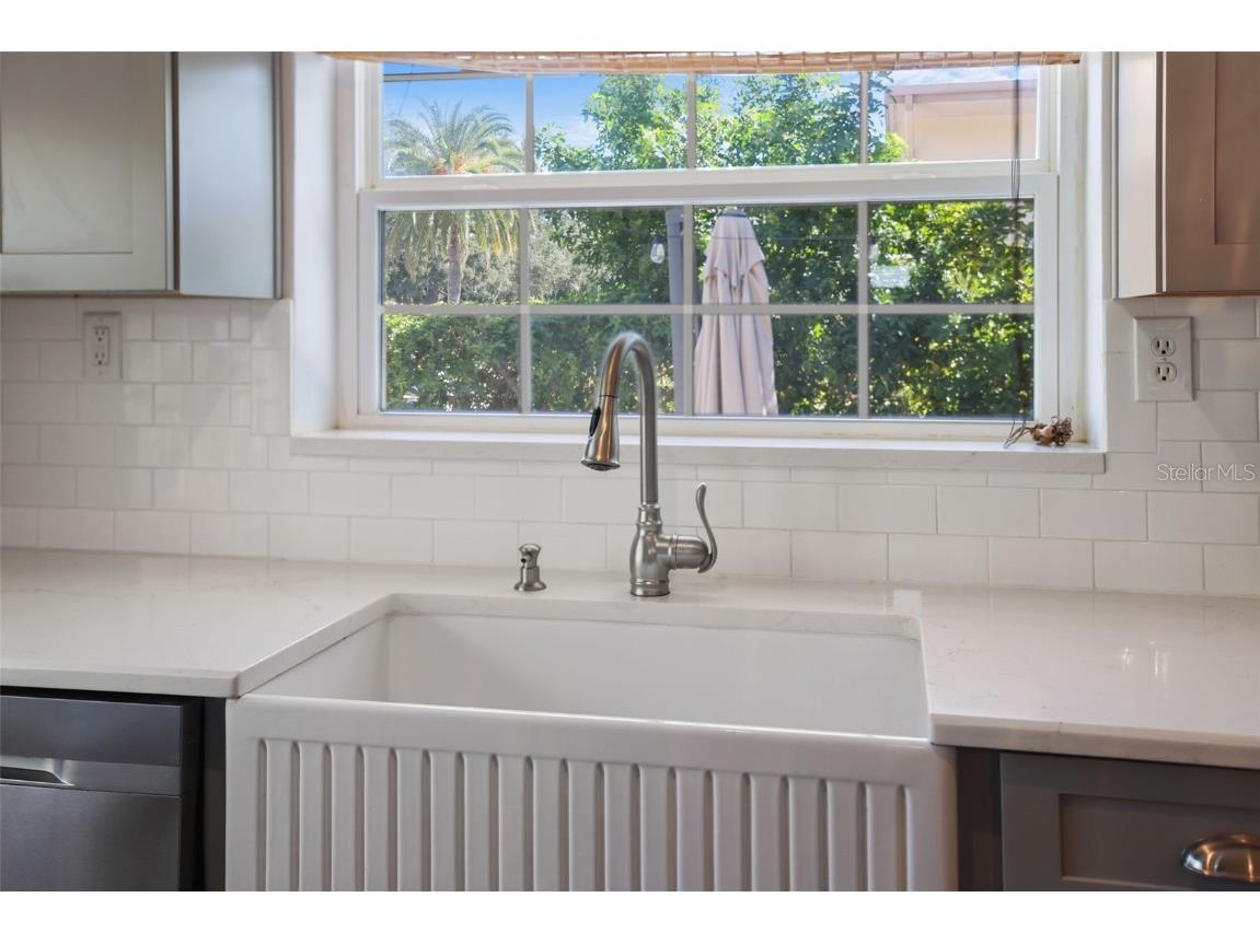 1019 Marine Street Clearwater FL 33755 TB8437959 image8