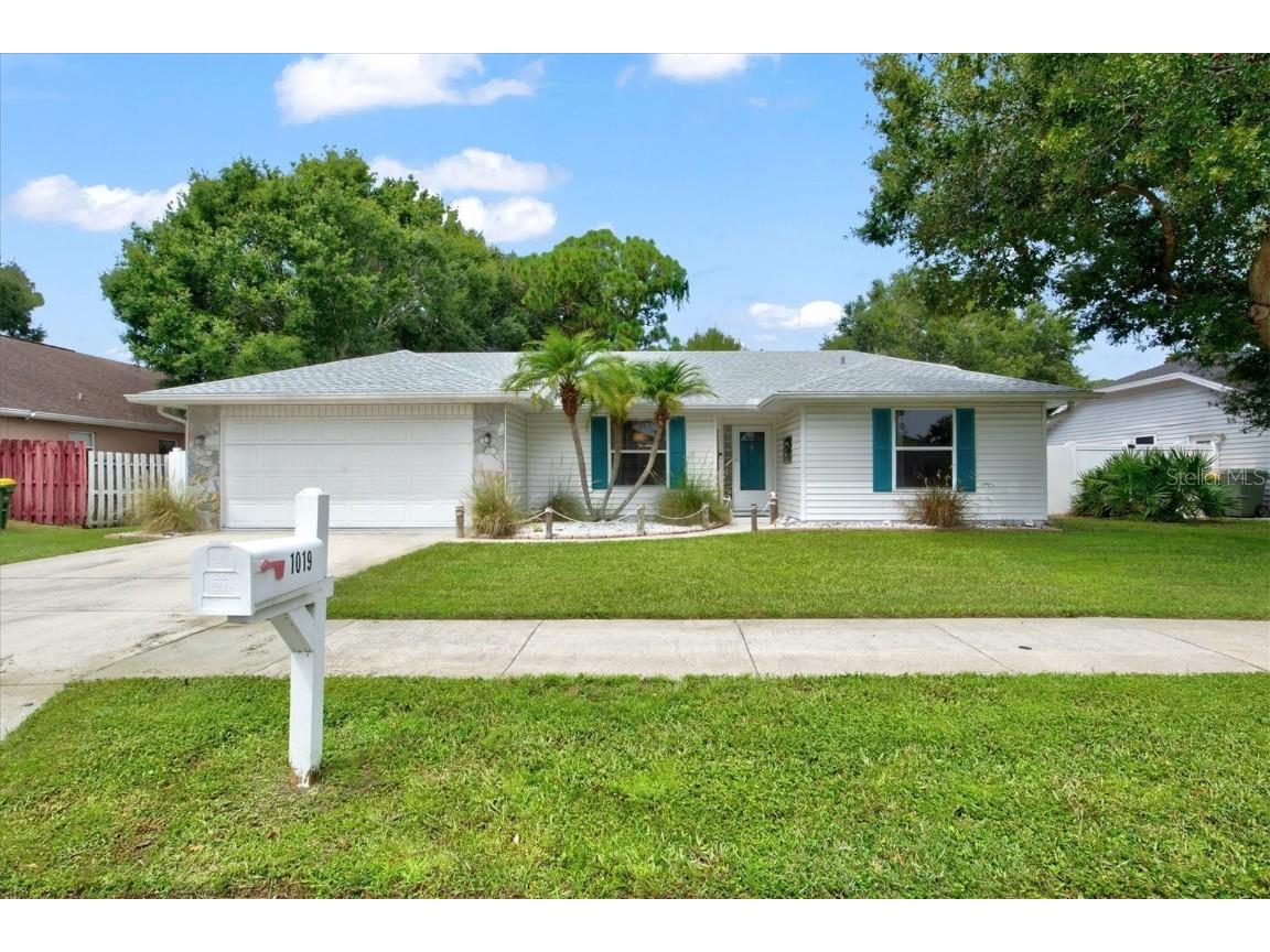 1019 Snead Avenue Sarasota FL 34237 A4510442 image1