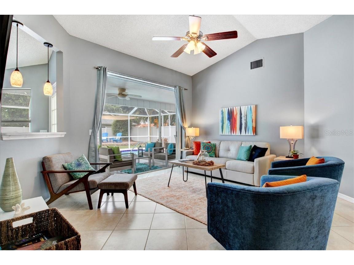 1019 Snead Avenue Sarasota FL 34237 A4510442 image12