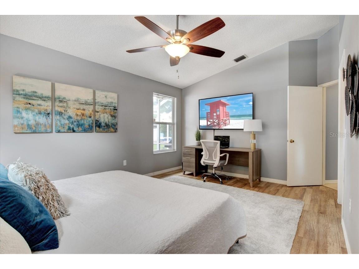 1019 Snead Avenue Sarasota FL 34237 A4510442 image18