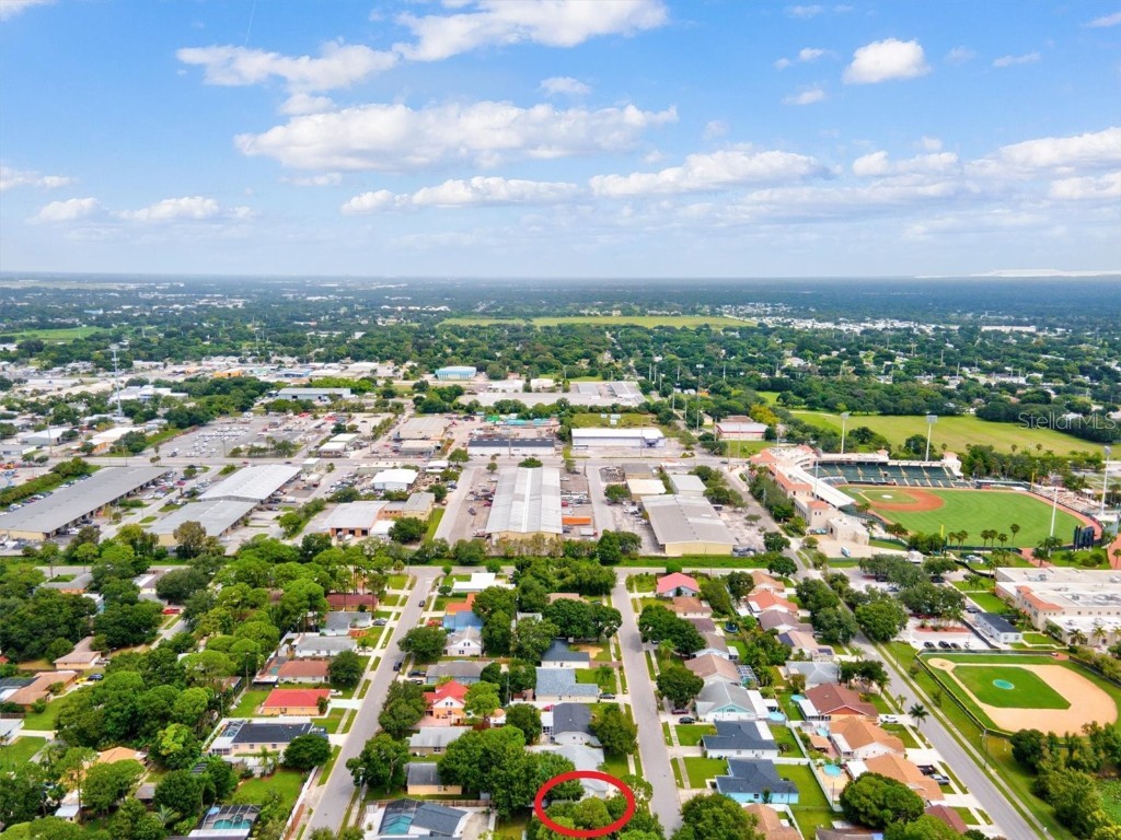 1019 Snead Avenue Sarasota FL 34237 A4510442 image46