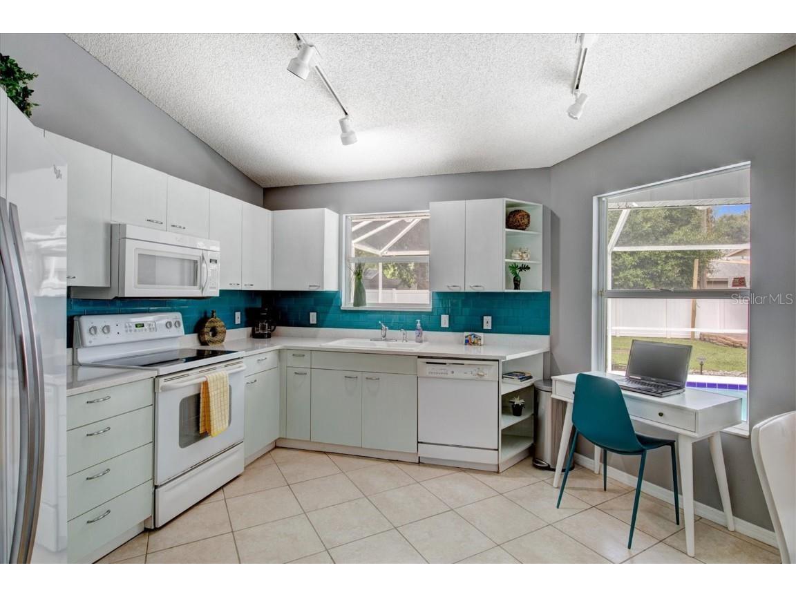 1019 Snead Avenue Sarasota FL 34237 A4510442 image7