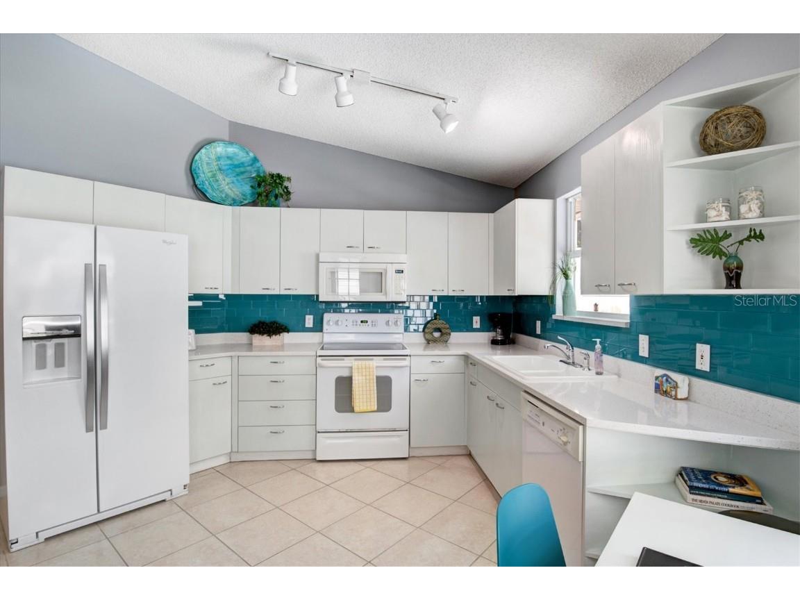 1019 Snead Avenue Sarasota FL 34237 A4510442 image8