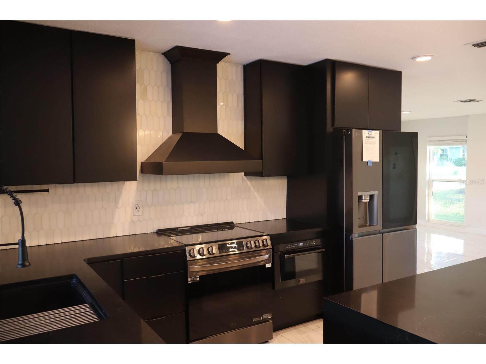 1019 Spindle Palm Way Apollo Beach FL 33572 TB8514547 image22