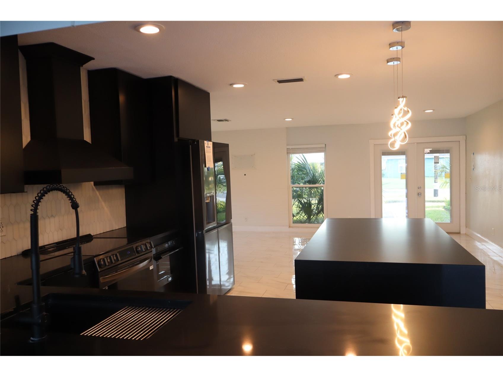 1019 Spindle Palm Way Apollo Beach FL 33572 TB8514547 image24