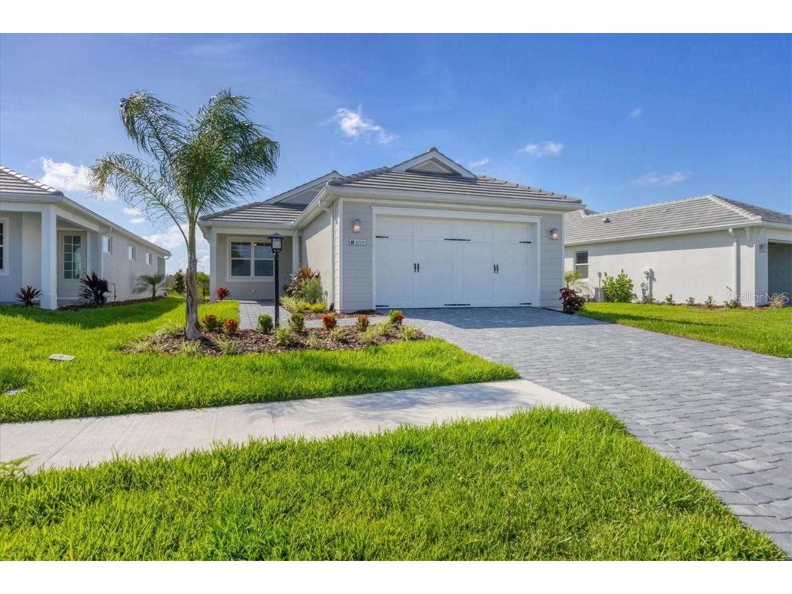 1019 Waterline Court Sarasota FL 34240 A4670749 image1