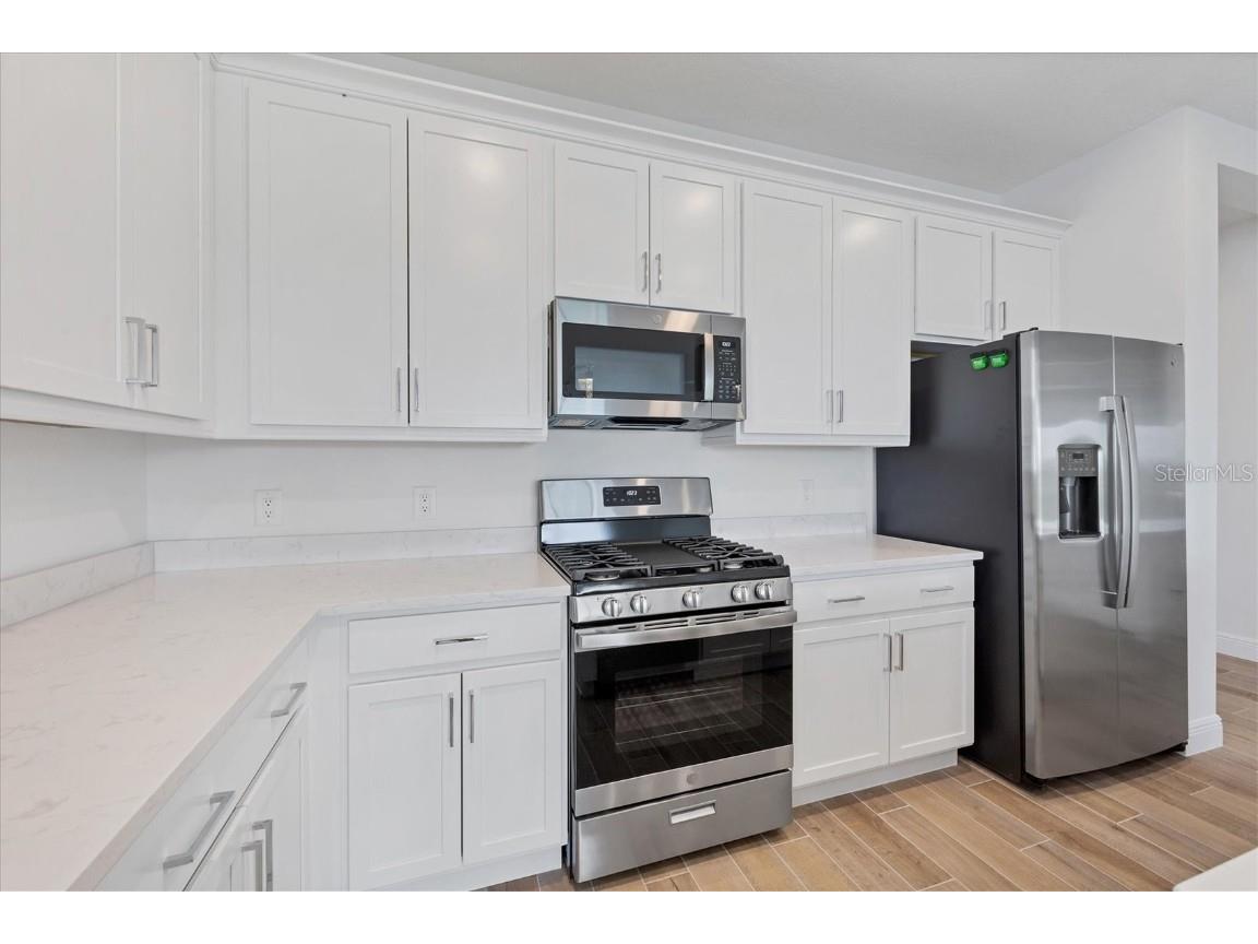 1019 Waterline Court Sarasota FL 34240 A4670749 image10