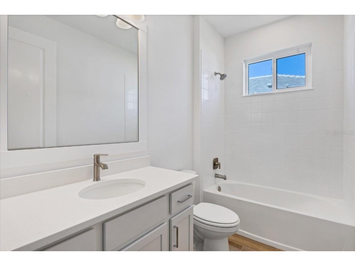 1019 Waterline Court Sarasota FL 34240 A4670749 image20